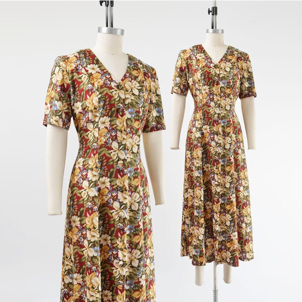 Vintage 90s Floral Fit and Flare Button Down Front Cottagecore Maxi Dress M